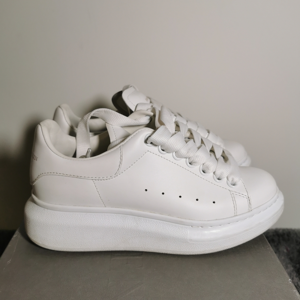 Alexander McQueen White Leather Sneakers - Picture 5 of 6